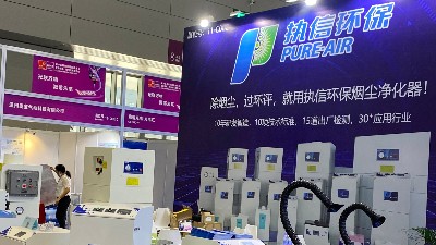 執(zhí)信環(huán)保打磨拋光集塵器,除塵設(shè)備制造廠家。
