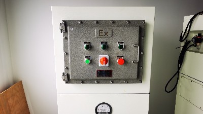工業(yè)防爆除塵器,執(zhí)信環(huán)保專注車間安全粉塵凈化設備制造。
